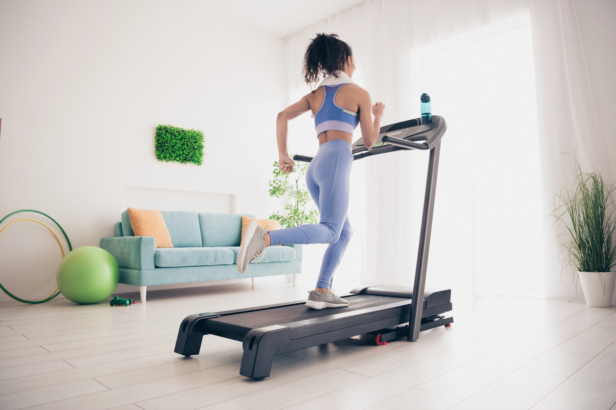 Za krepitev zdravja je bila tekalna steza odlična ideja