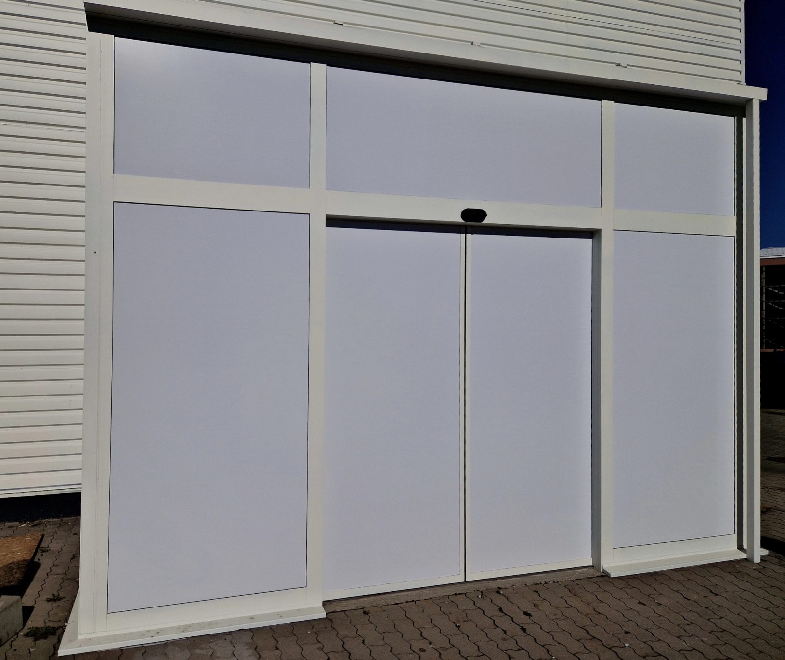 Avtomatska vrata prinesejo občutek profesionalnosti